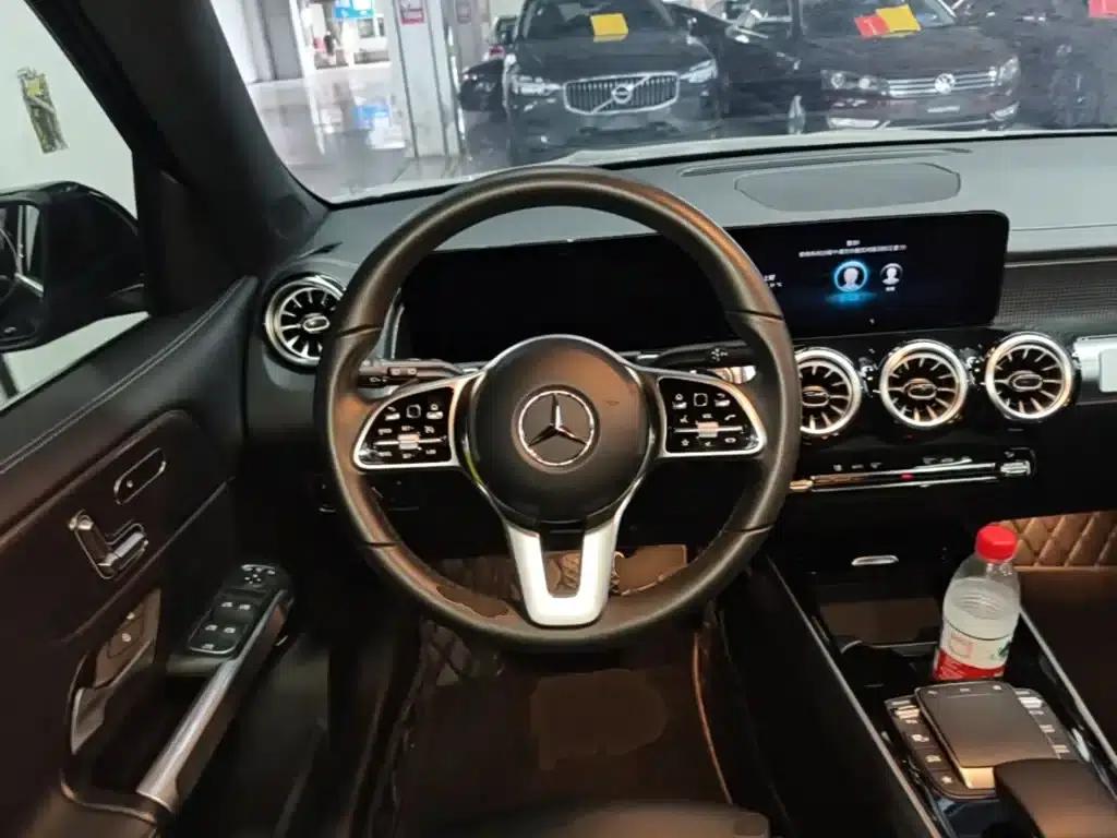 Mercedes-Benz GLB 2022 Facelift GLB 200 Fashion Model — миниатюра 11