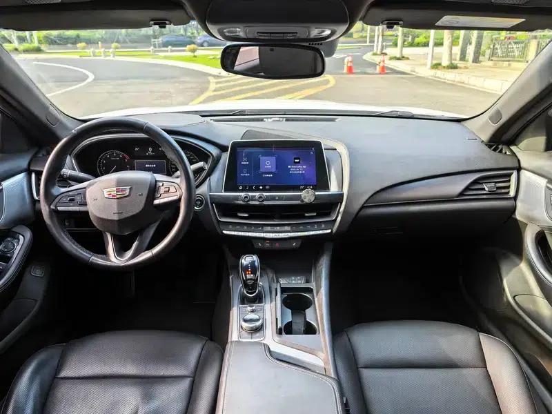 2021 Cadillac CT5 28T Luxury — миниатюра 8