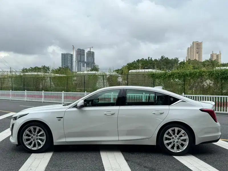 Cadillac CT5 2020 Facelift 28T Fashion Model — миниатюра 3