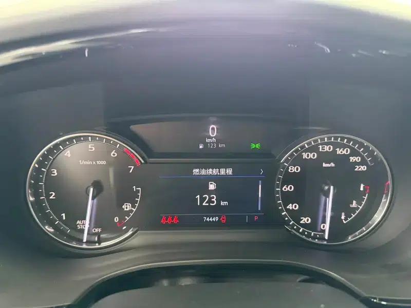 Cadillac XT5 2021 2.0T Mild Hybrid 2WD Luxury — миниатюра 9