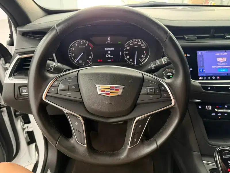 Cadillac XT5 2021 2.0T Mild Hybrid 2WD Luxury — миниатюра 10
