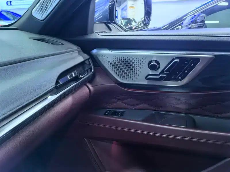 2023 Cadillac CT6 28T Premium — миниатюра 11