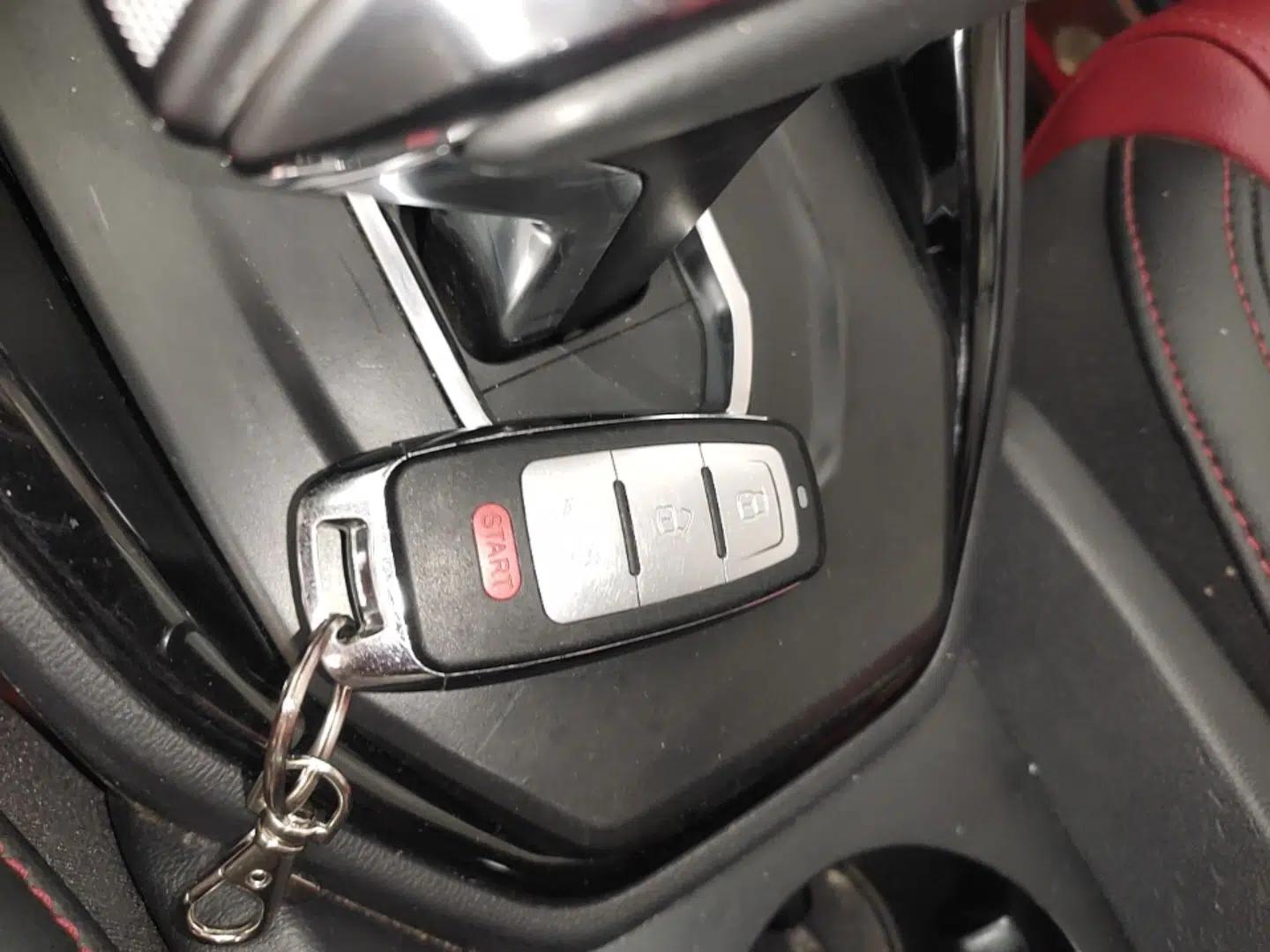 Haval H2s 2018 Red-Label 1.5T Dual-Clutch Luxury Model — миниатюра 29