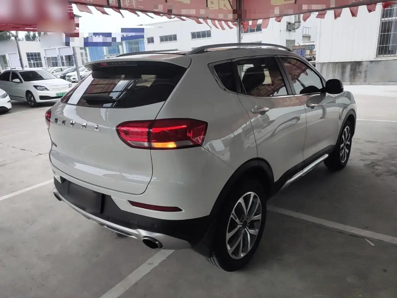 Haval H2s 2018 Red-Label 1.5T Dual-Clutch Luxury Model — миниатюра 6
