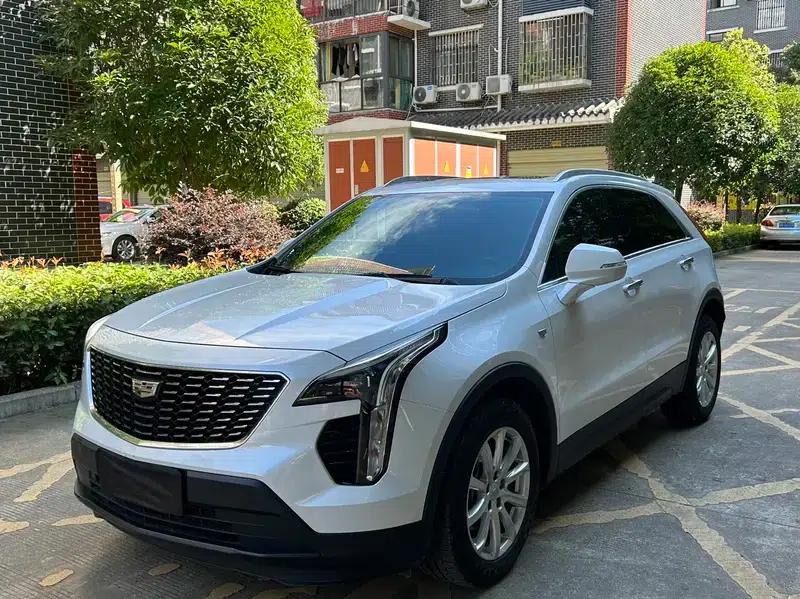2020 Cadillac XT4 Facelift 28T Two-Wheel Drive Premium Model — миниатюра 1