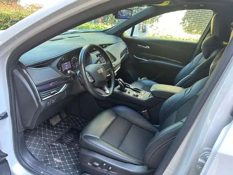 2020 Cadillac XT4 Facelift 28T Two-Wheel Drive Premium Model — миниатюра 13