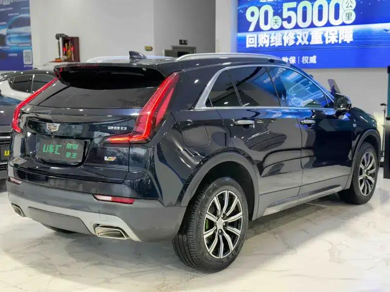 Cadillac XT4 2021 28T Two-Wheel Drive Premium Edition — миниатюра 6