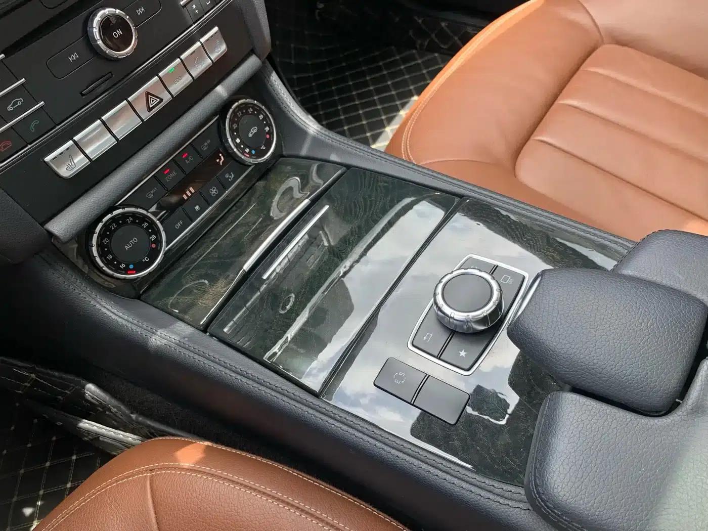 2015 Mercedes-Benz CLS 260 — миниатюра 19