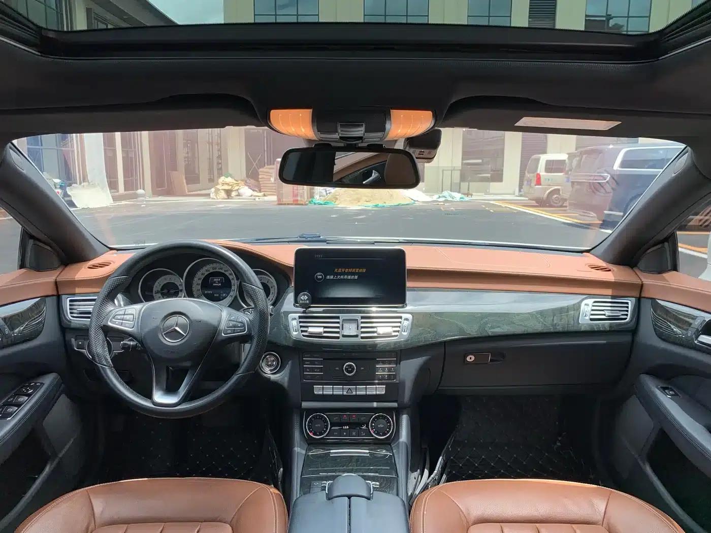 2015 Mercedes-Benz CLS 260 — миниатюра 31