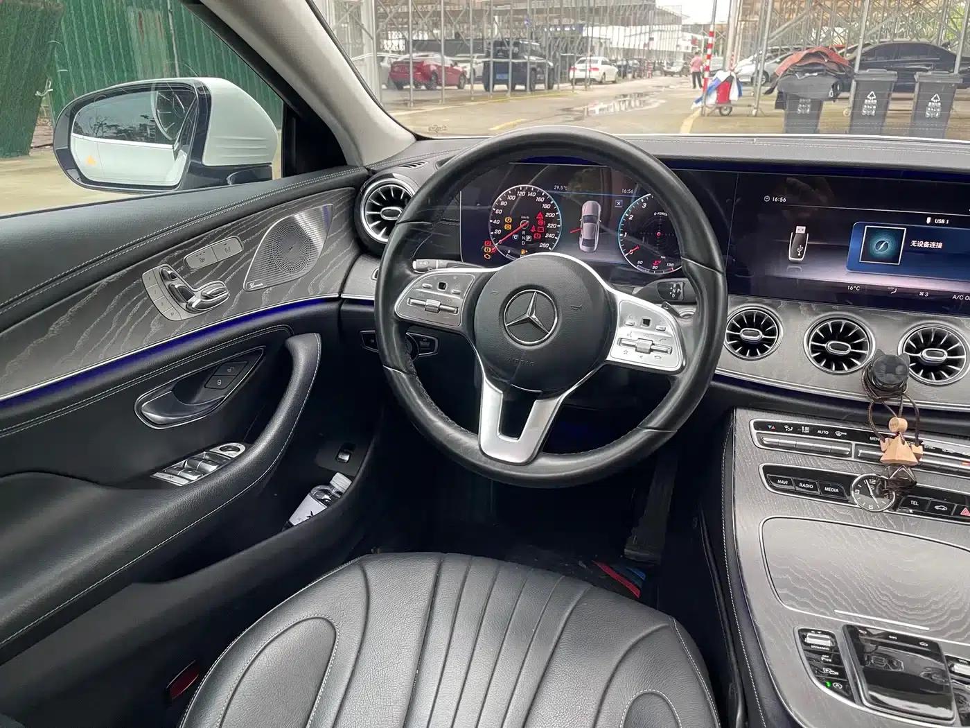 2018 Mercedes-Benz CLS 300 Dynamic — миниатюра 7