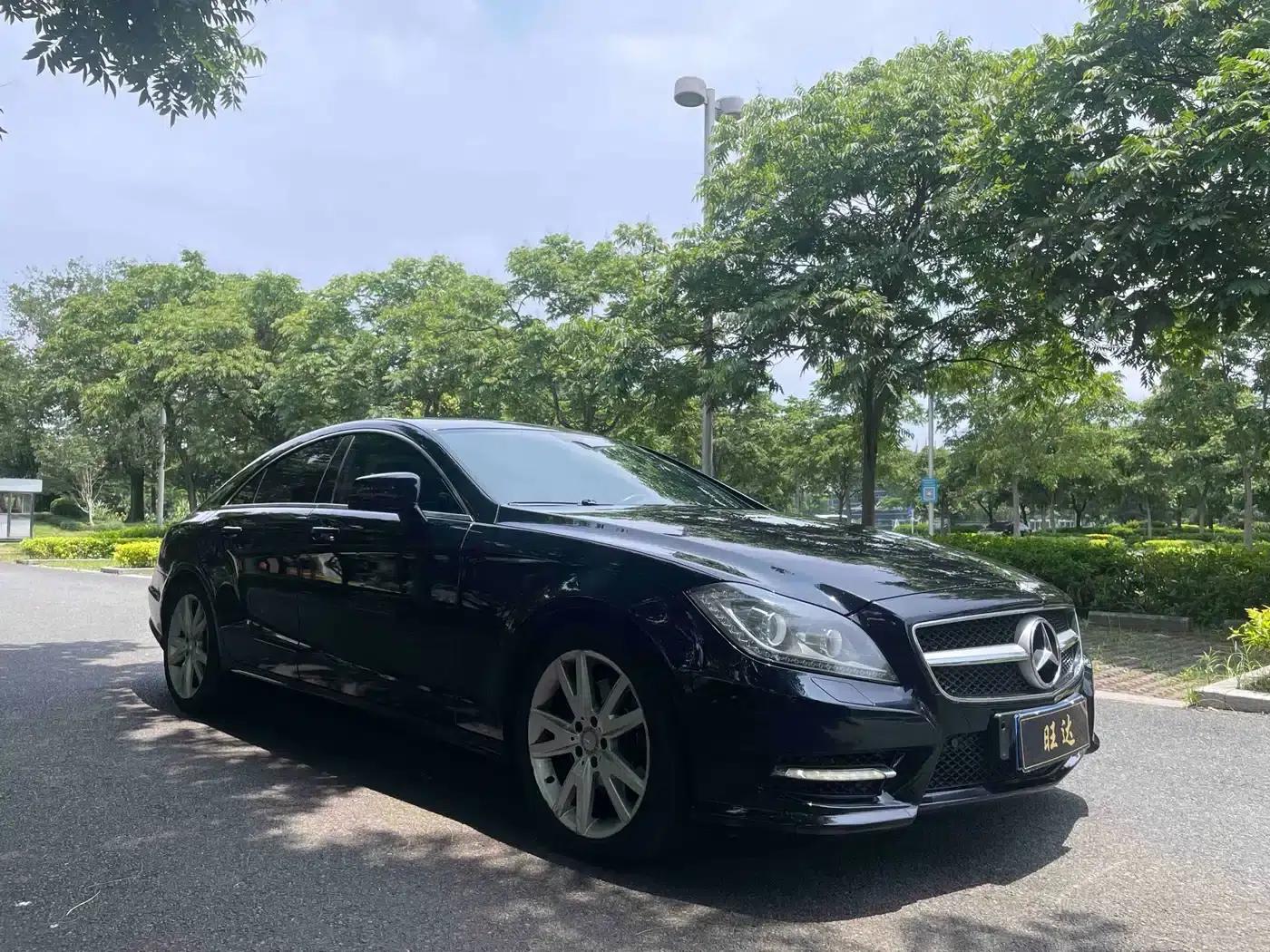 2012 Mercedes-Benz CLS 300 CGI — миниатюра 3