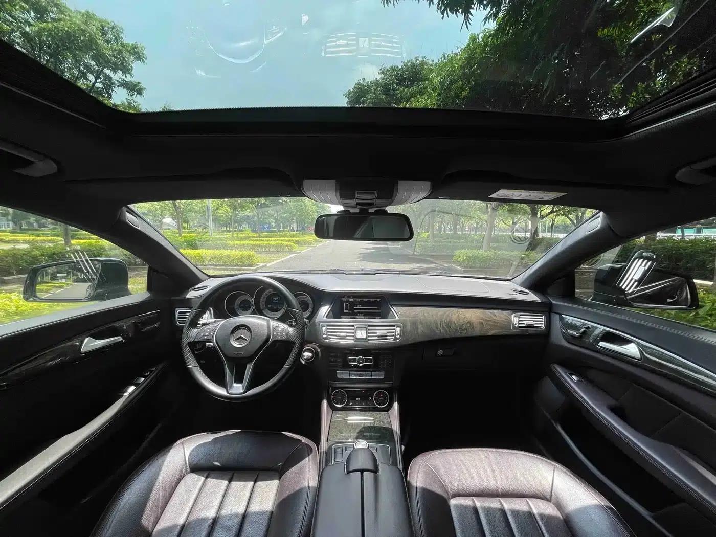 2012 Mercedes-Benz CLS 300 CGI — миниатюра 6