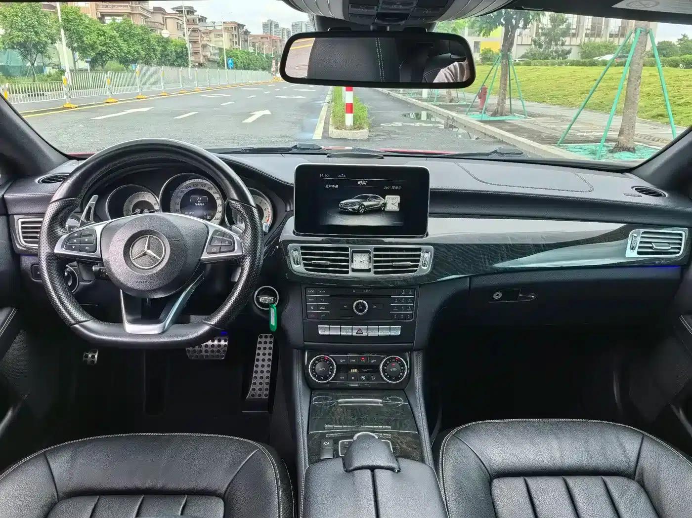 2017 Mercedes-Benz CLS 320 Colorful Edition — миниатюра 13