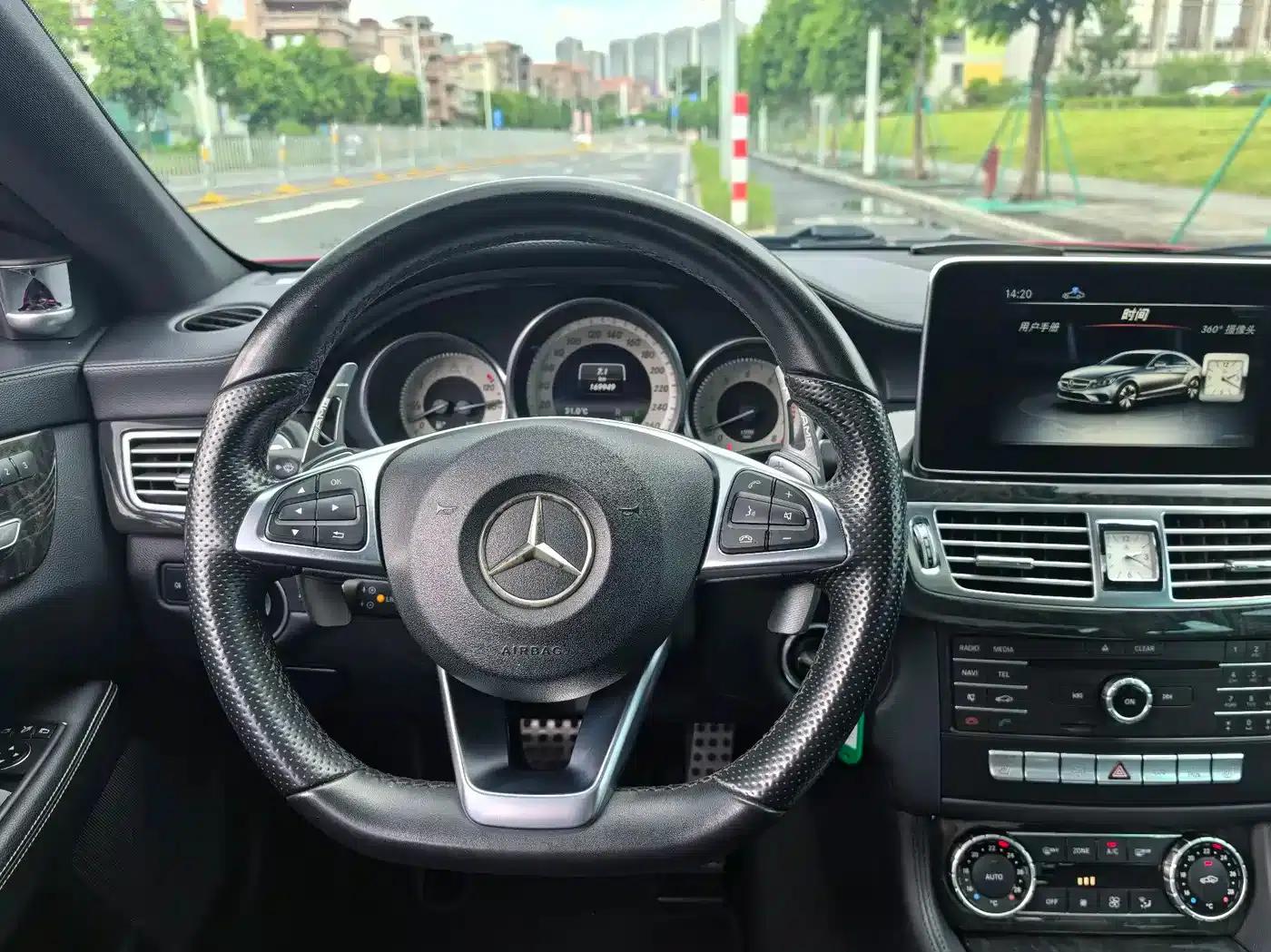 2017 Mercedes-Benz CLS 320 Colorful Edition — миниатюра 14