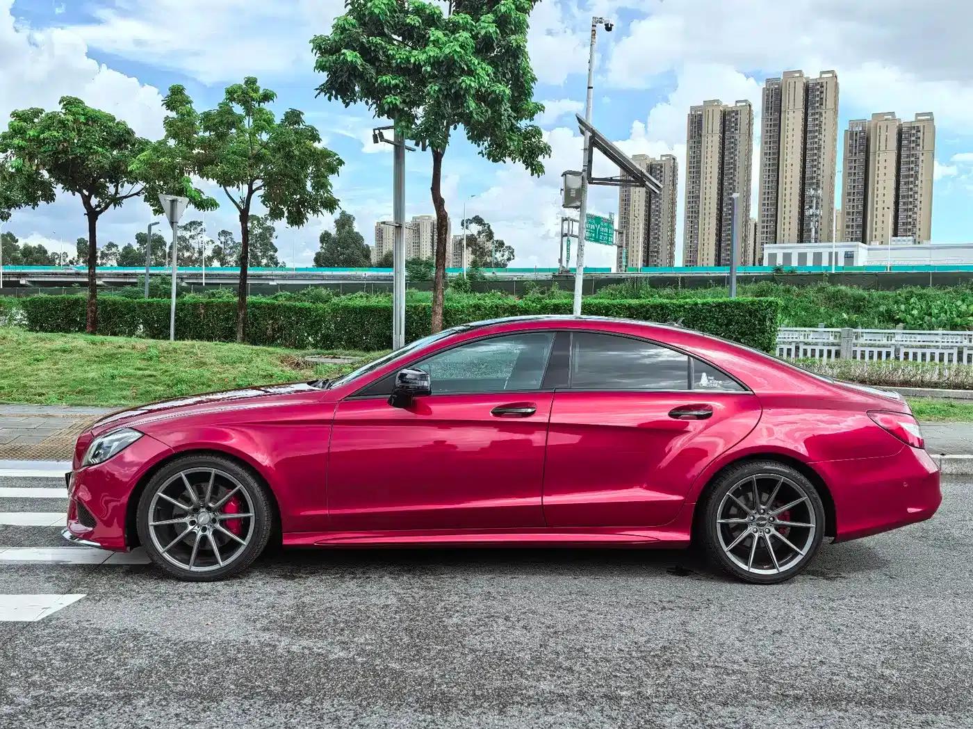 2017 Mercedes-Benz CLS 320 Colorful Edition — миниатюра 4