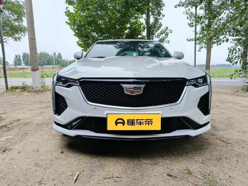 2023 Cadillac CT4 25T Luxury — миниатюра 2