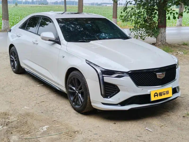 2023 Cadillac CT4 25T Luxury — миниатюра 3