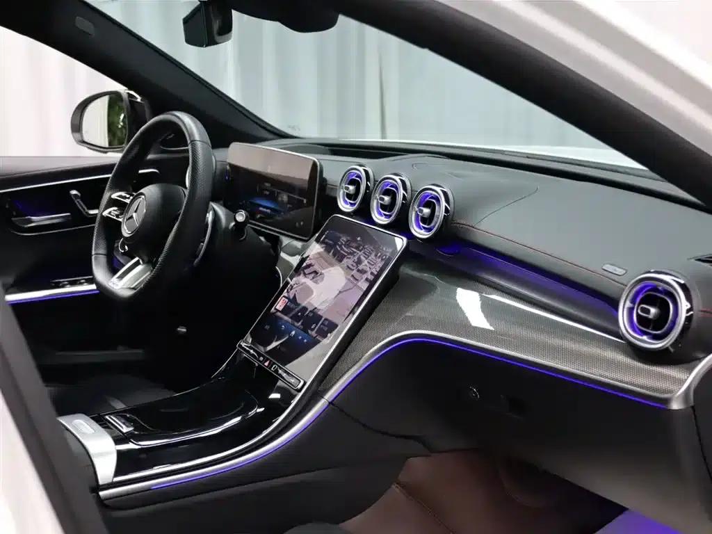 2024 Mercedes-Benz C-Class AMG 43 4MATIC — миниатюра 18