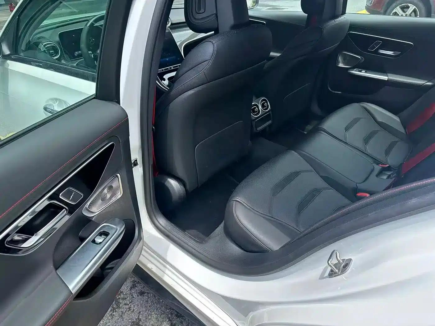 2024 Mercedes-Benz C-Class AMG C 43 4MATIC Estate Special Edition — миниатюра 9