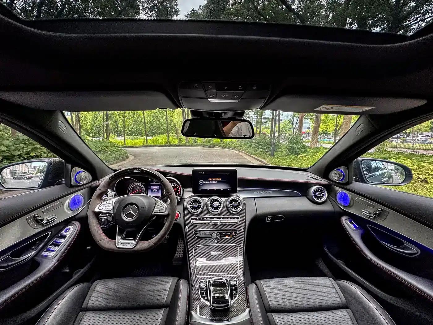 2017 Mercedes-Benz C-Class AMG C 43 4MATIC Special Edition — миниатюра 7