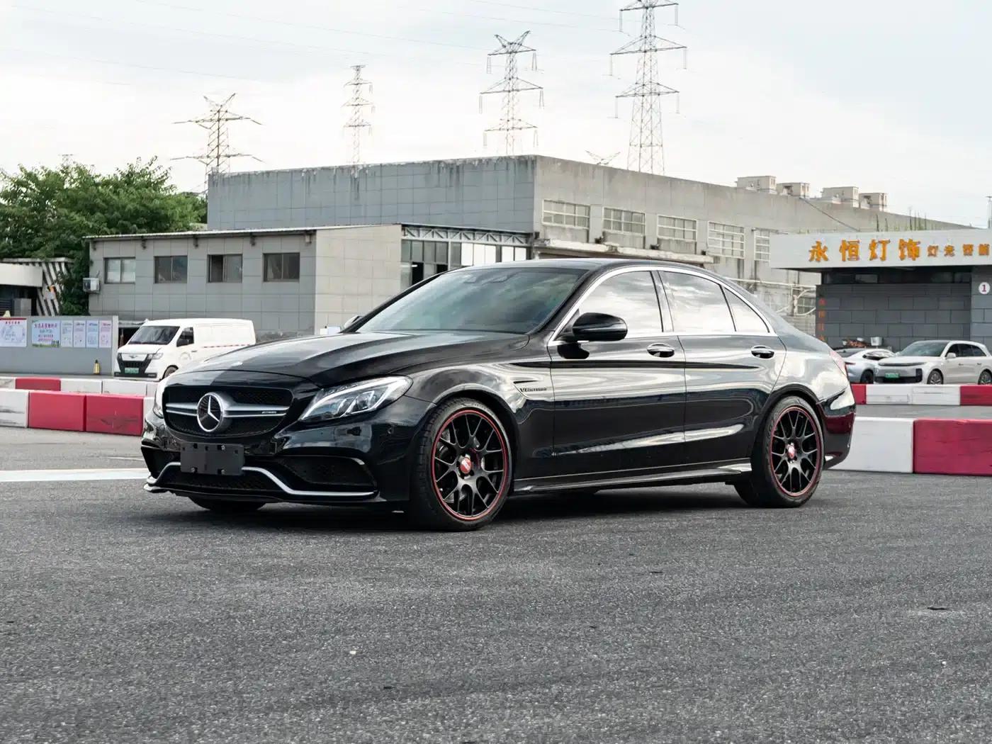 2015 Mercedes-Benz C-Class AMG C 63 — миниатюра 1