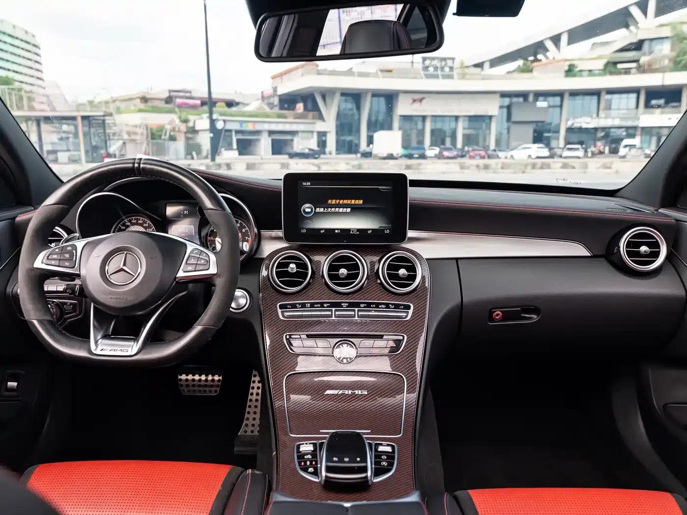 2015 Mercedes-Benz C-Class AMG C 63 — миниатюра 5