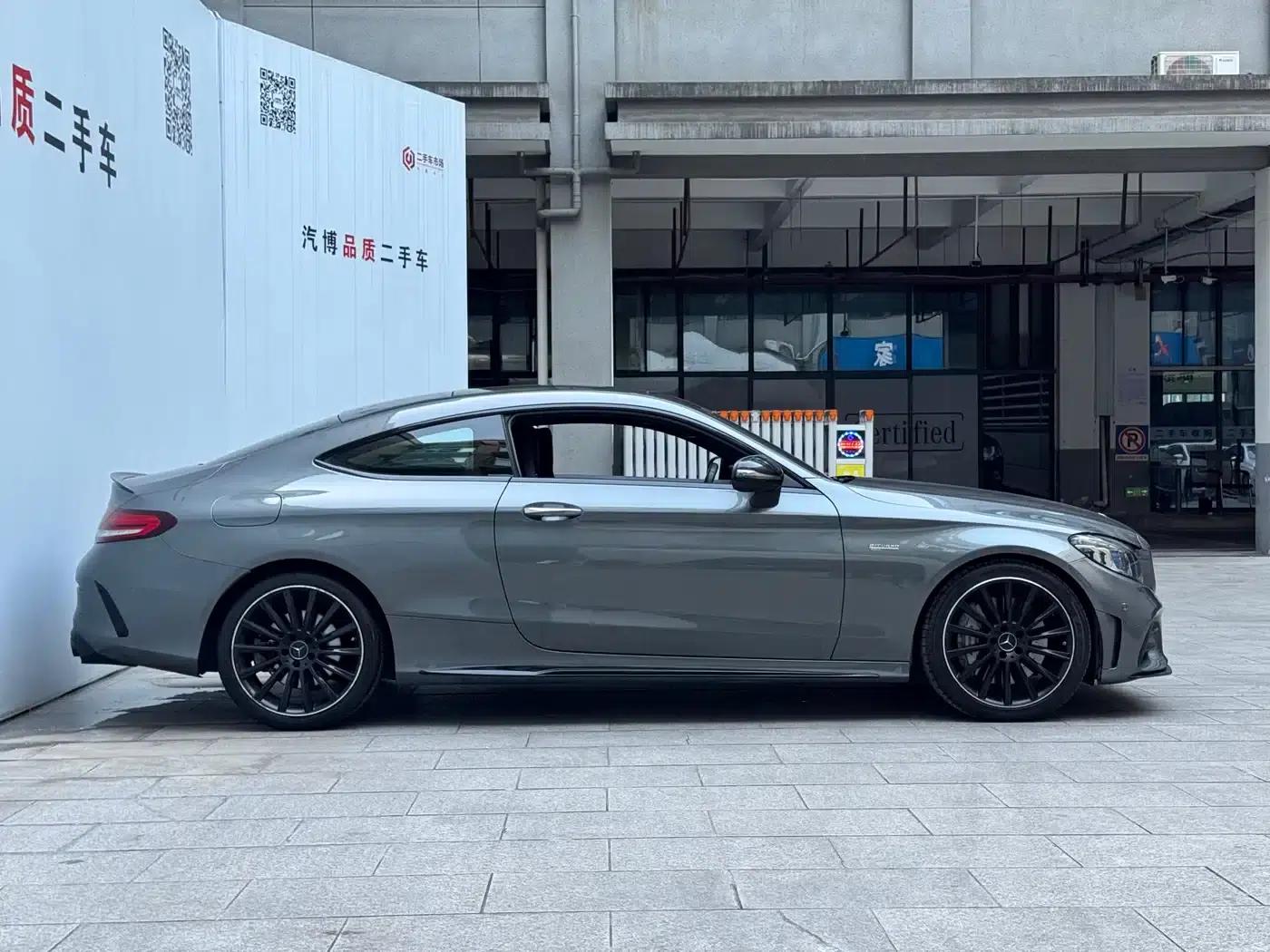 2019 Mercedes-Benz C-Class AMG C 43 4MATIC Coupe — миниатюра 4