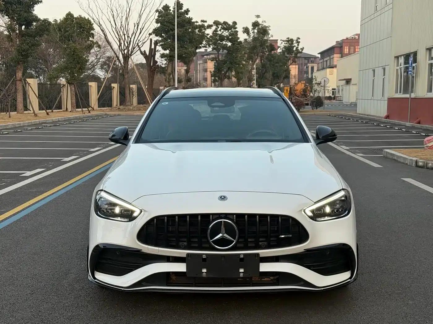 2024 Mercedes-Benz C-Class AMG C 43 4MATIC Estate Special Edition — миниатюра 2