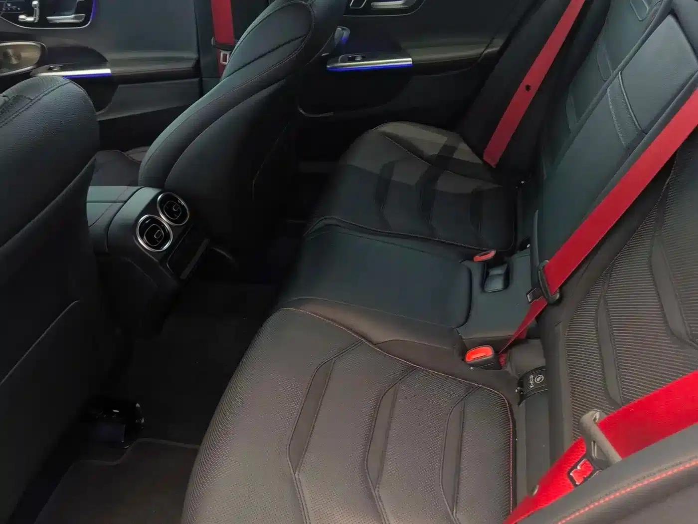 2024 Mercedes-Benz C-Class AMG C 43 4MATIC Estate Special Edition — миниатюра 14