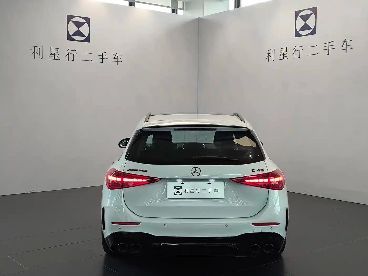 2024 Mercedes-Benz C-Class AMG C 43 4MATIC Estate Special Edition — миниатюра 5