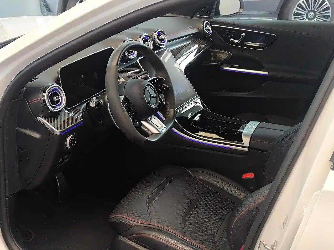 2024 Mercedes-Benz C-Class AMG C 43 4MATIC Estate Special Edition — миниатюра 7