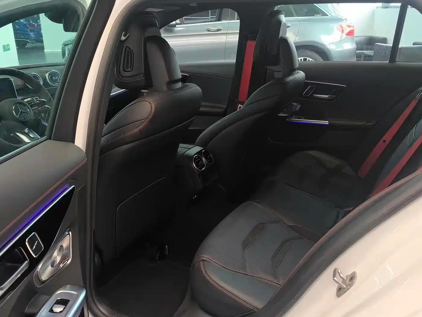 2024 Mercedes-Benz C-Class AMG C 43 4MATIC Estate Special Edition — миниатюра 9