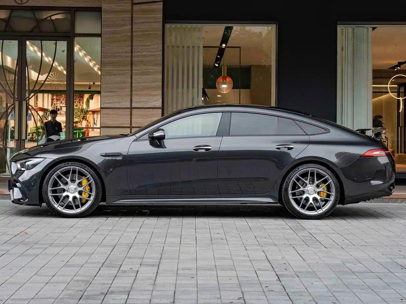 2019 AMG GT 63 S 4MATIC+ four-door coupe — миниатюра 4