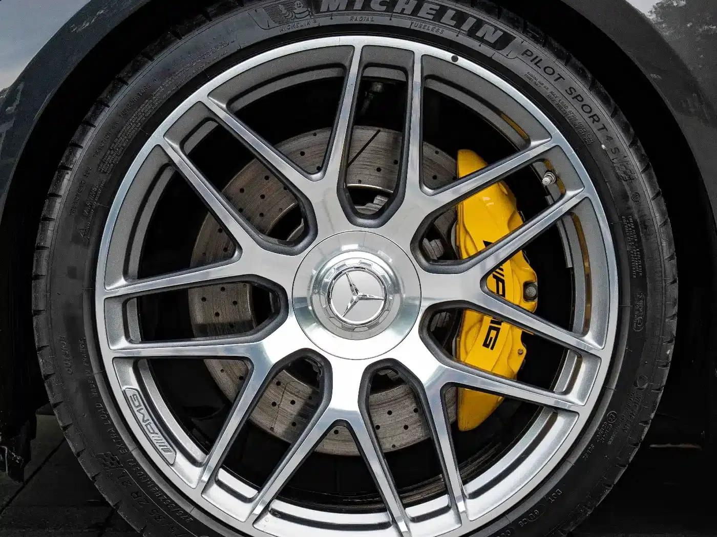2019 AMG GT 63 S 4MATIC+ four-door coupe — миниатюра 7