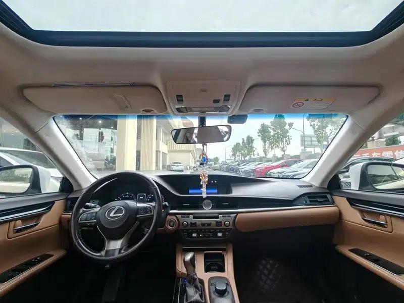 Lexus ES 2015 200 Comfort Edition — миниатюра 7