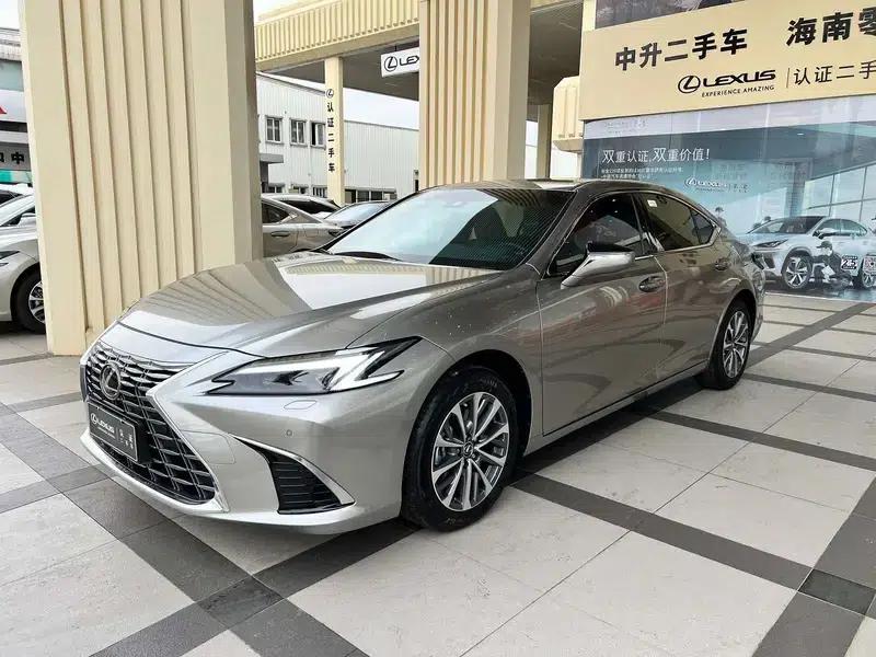 Lexus ES 2025 200 Premium Edition — миниатюра 1