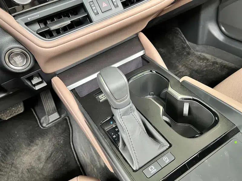 Lexus ES 2025 200 Premium Edition — миниатюра 9