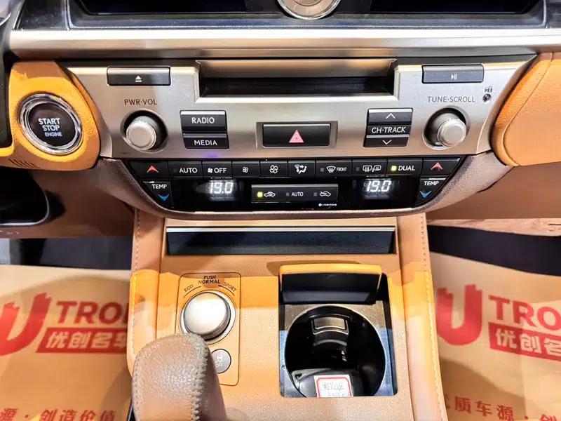 Lexus ES 2015 200 Comfort Edition — миниатюра 12