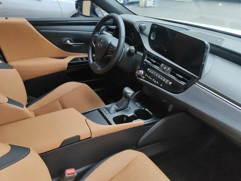 Lexus ES 2022 200 Premium Edition — миниатюра 5