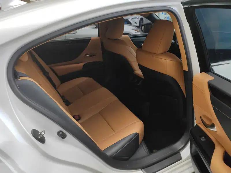 Lexus ES 2022 200 Premium Edition — миниатюра 9