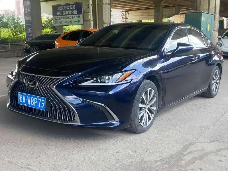 Lexus ES 2020 260 Premium Edition (China V Emission Standard) — миниатюра 1