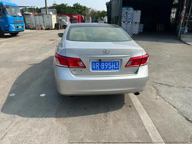 Lexus ES 2012 240 Special Limited Edition — миниатюра 3