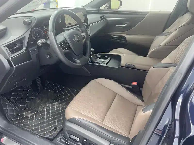 Lexus ES 2022 300h Premium Edition — миниатюра 9