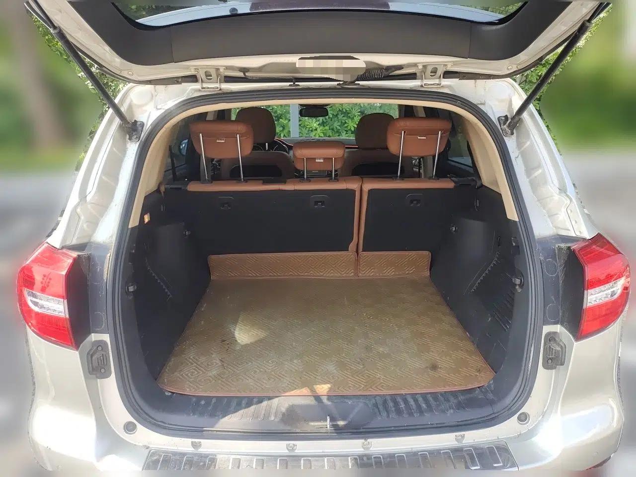 Haval H8 2015 2.0T Two-Wheel Drive Comfort Version — миниатюра 19