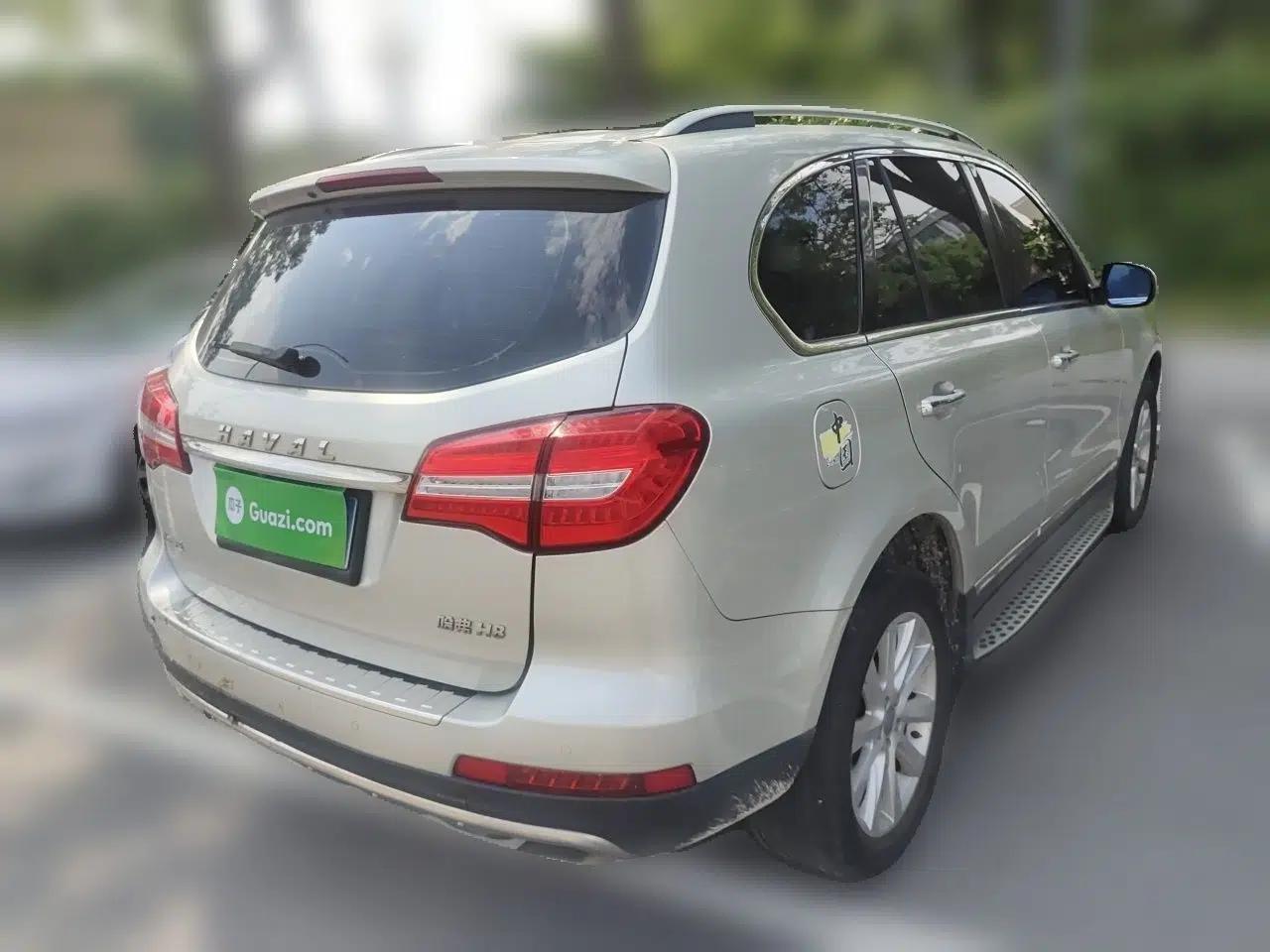 Haval H8 2015 2.0T Two-Wheel Drive Comfort Version — миниатюра 6