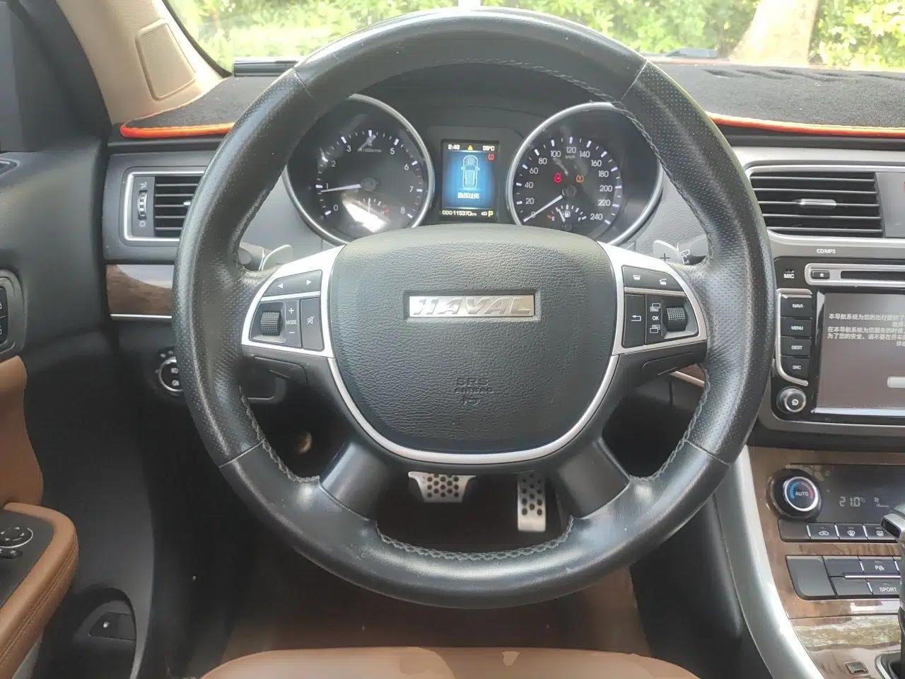 Haval H8 2015 2.0T Two-Wheel Drive Comfort Version — миниатюра 10