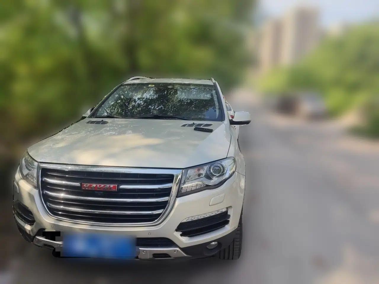Haval H8 2015 2.0T Two-Wheel-Drive Elite Version — миниатюра 2