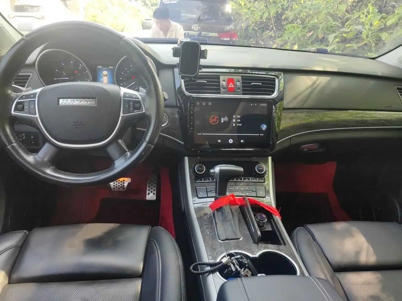 Haval H8 2015 2.0T Two-Wheel-Drive Elite Version — миниатюра 9