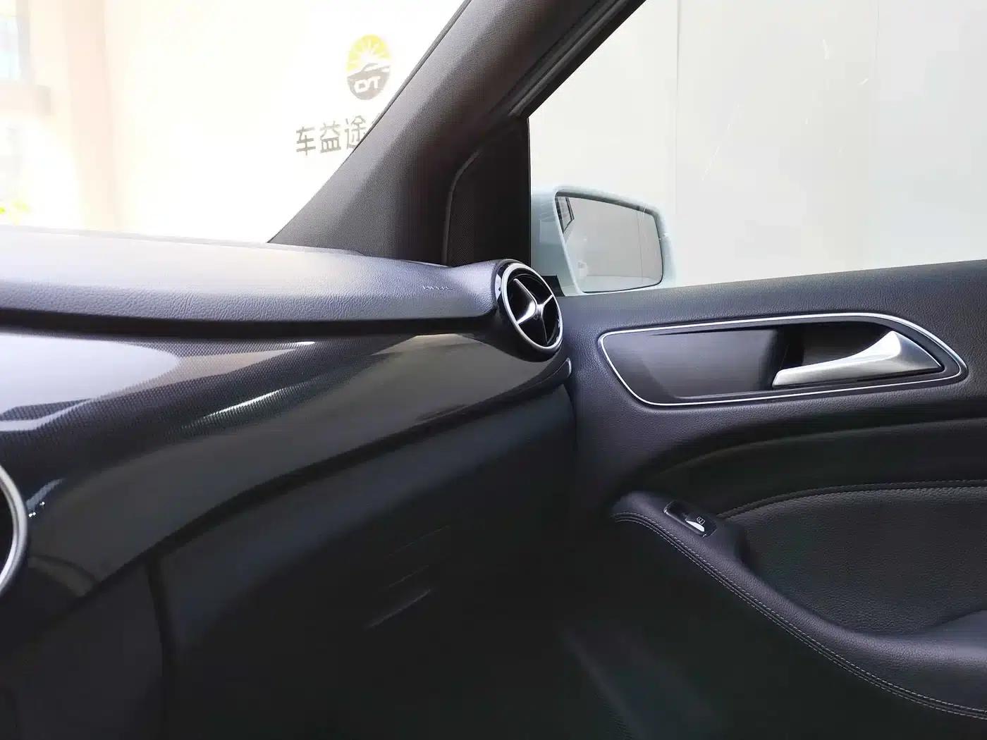 2012 Mercedes-Benz B-Class B 180 — миниатюра 15