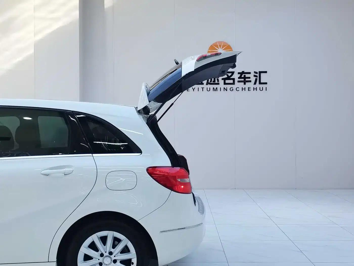 2012 Mercedes-Benz B-Class B 180 — миниатюра 21